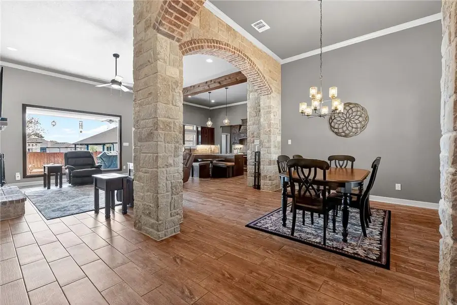2041 Bella Vita Dr, Nolanville, TX 76559 - #2