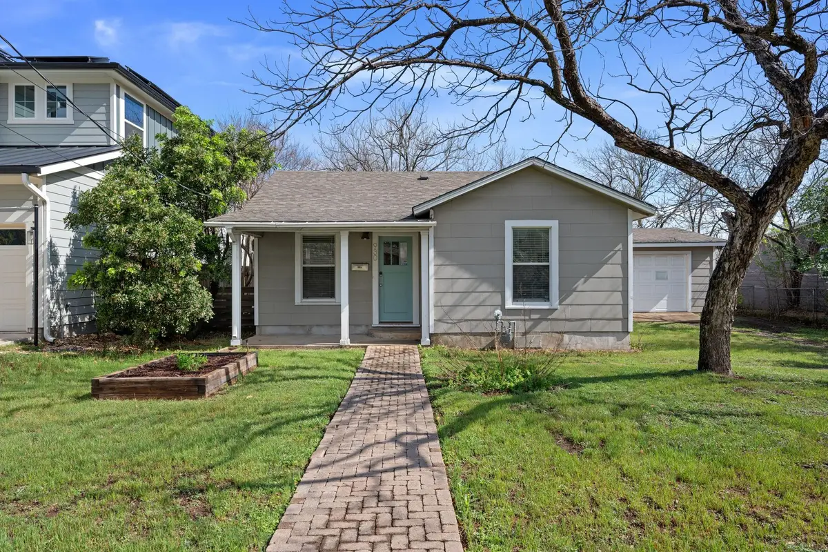 930 E 52nd St, Austin, TX 78751 - #1