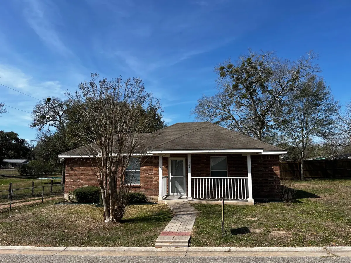 833 E Camp St, La Grange, TX 78945 - #1