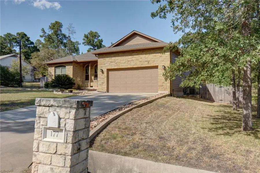 177 Mamalu Dr, Bastrop, TX 78602 - #2