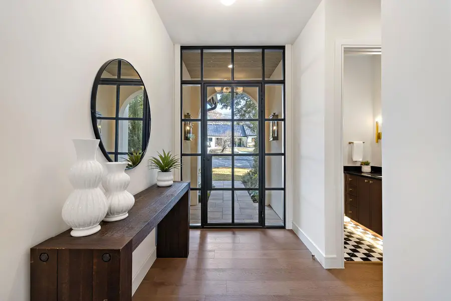 2705 Warren St, Austin, TX 78703 - #3