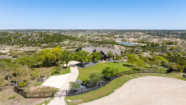 203 Flight Path, Fredericksburg, TX 78624