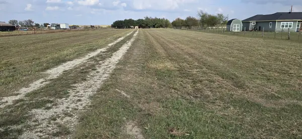 201 930 Par, Taylor, TX 76574