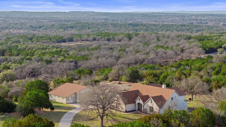 120 Oak Meadow Trl, Spicewood, TX 78669 - #2