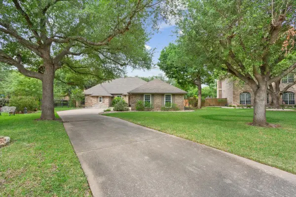 23 Meadow Run, Round Rock, TX 78664
