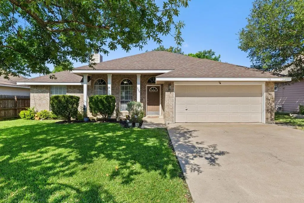 306 Lydia Ln, Thrall, TX 76578 - #1