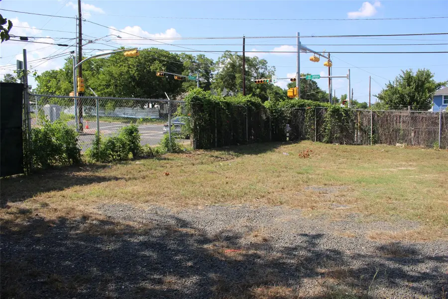 7109 Bennett Ave, Austin, TX 78752 - #3