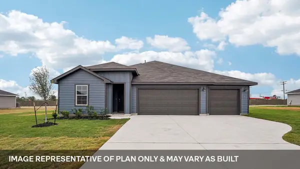 142 Great Northern Dr, Cedar Creek, TX 78612
