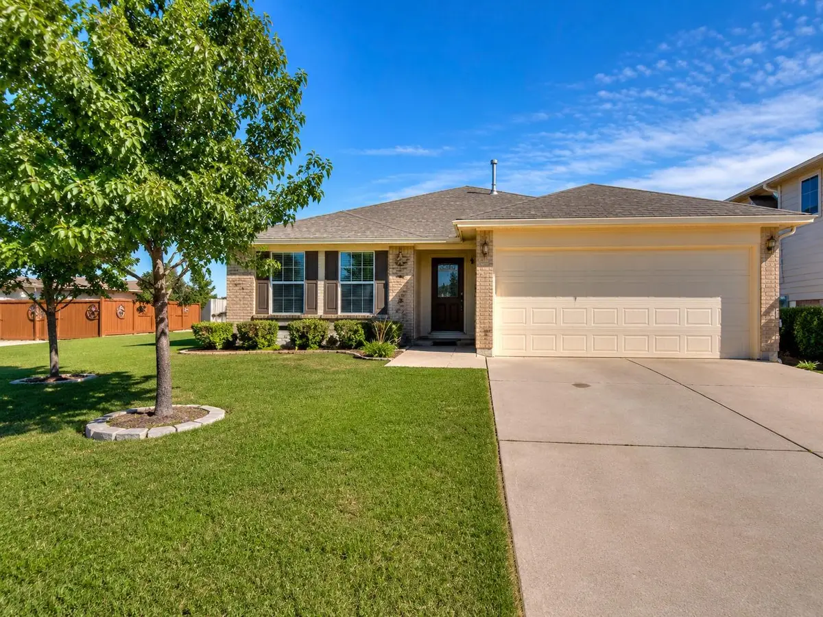 202 Tolcarne Dr, Hutto, TX 78634 - #1