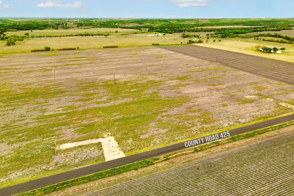 2944 County Road 425, Thorndale, TX 76577 - #1