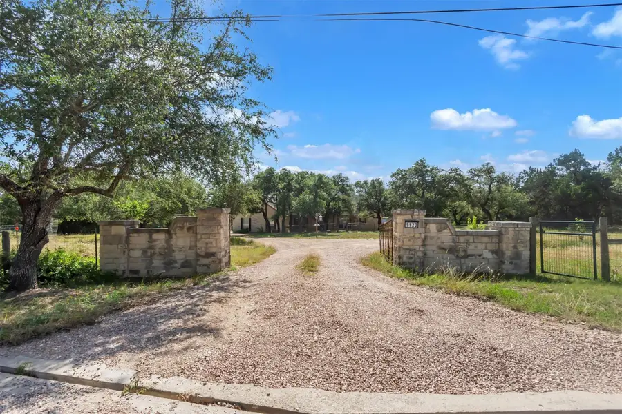 1120 Meadow Ridge Dr, Dripping Springs, TX 78620 - #2