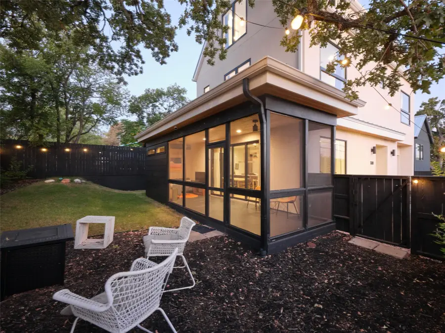 1200 Greenwood Ave, Austin, TX 78721 - #2