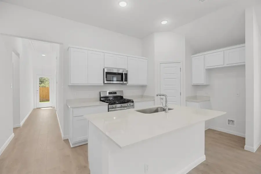 437 Lucky Ave, Elgin, TX 78621 - #2