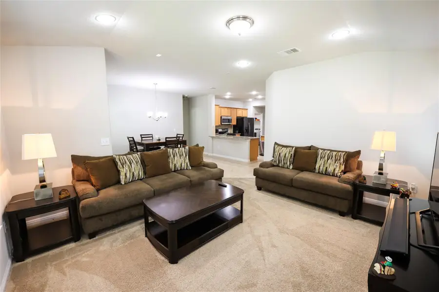 717 Schefer St, Leander, TX 78641 - #2