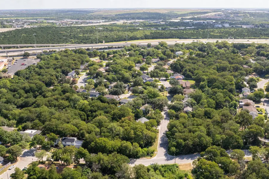 7005 Geneva Dr, Del Valle, TX 78723 - #2