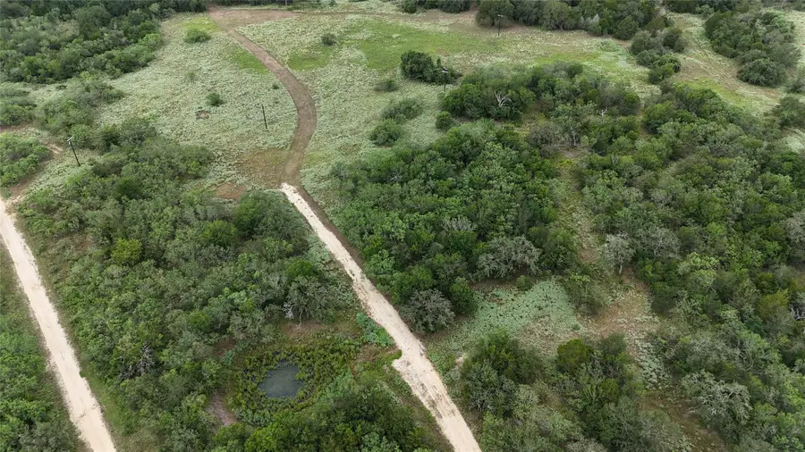 590 Coastal Lane, Luling, TX 78648 - #2