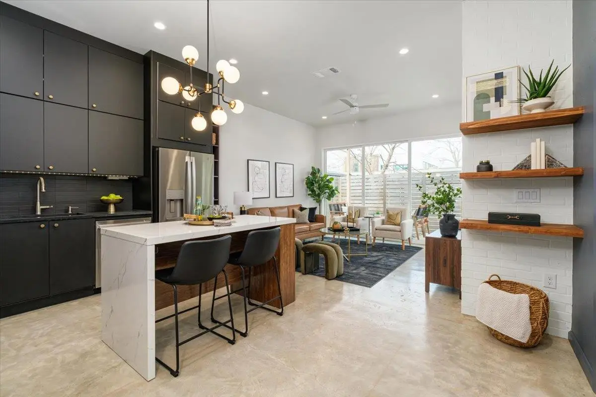 924 Cardinal Ln, Austin, TX 78704 - #1