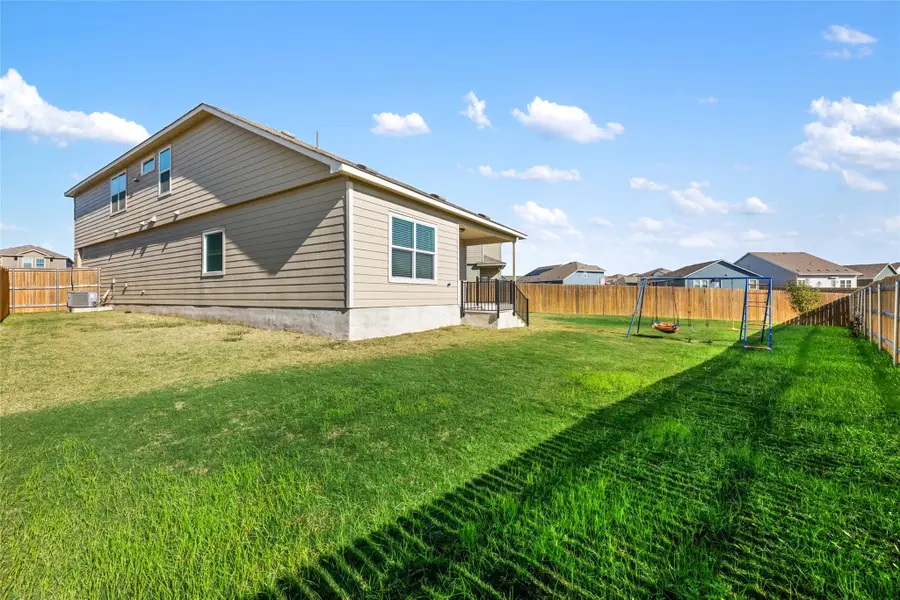 132 Joe Kidd Ln Nw #132, Jarrell, TX 76537 - #2