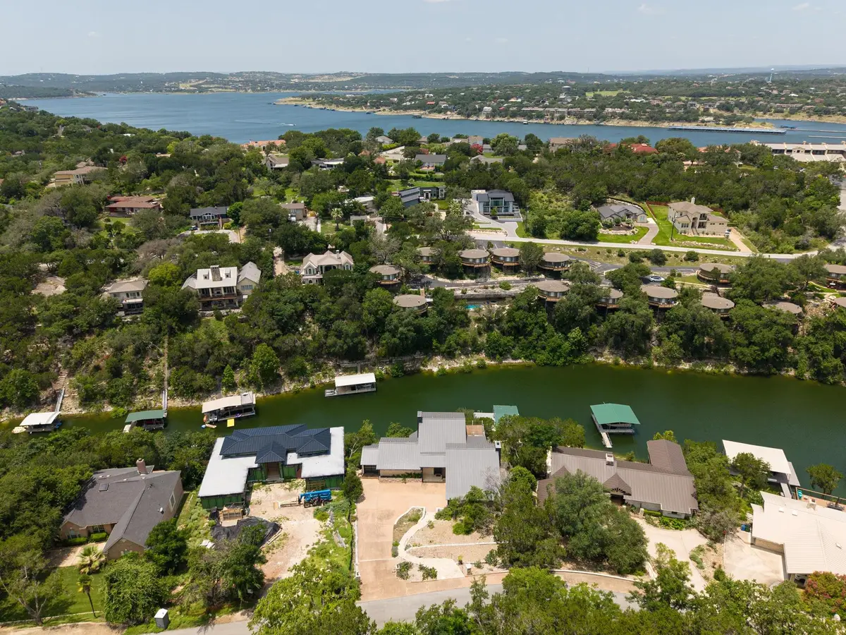 718 Bermuda St, Lakeway, TX 78734 - #1