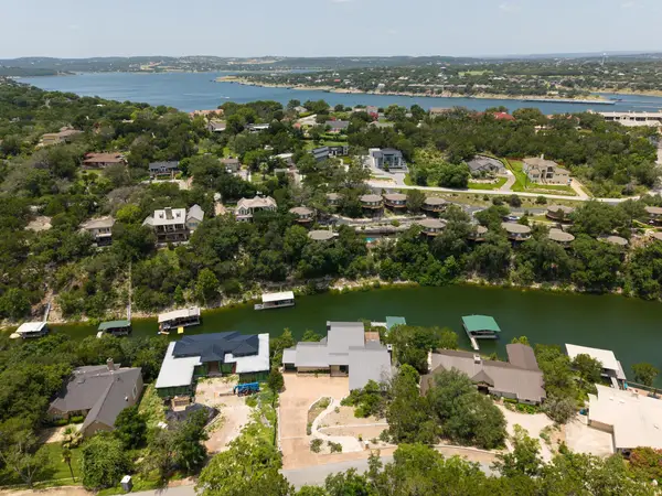 718 Bermuda St, Lakeway, TX 78734