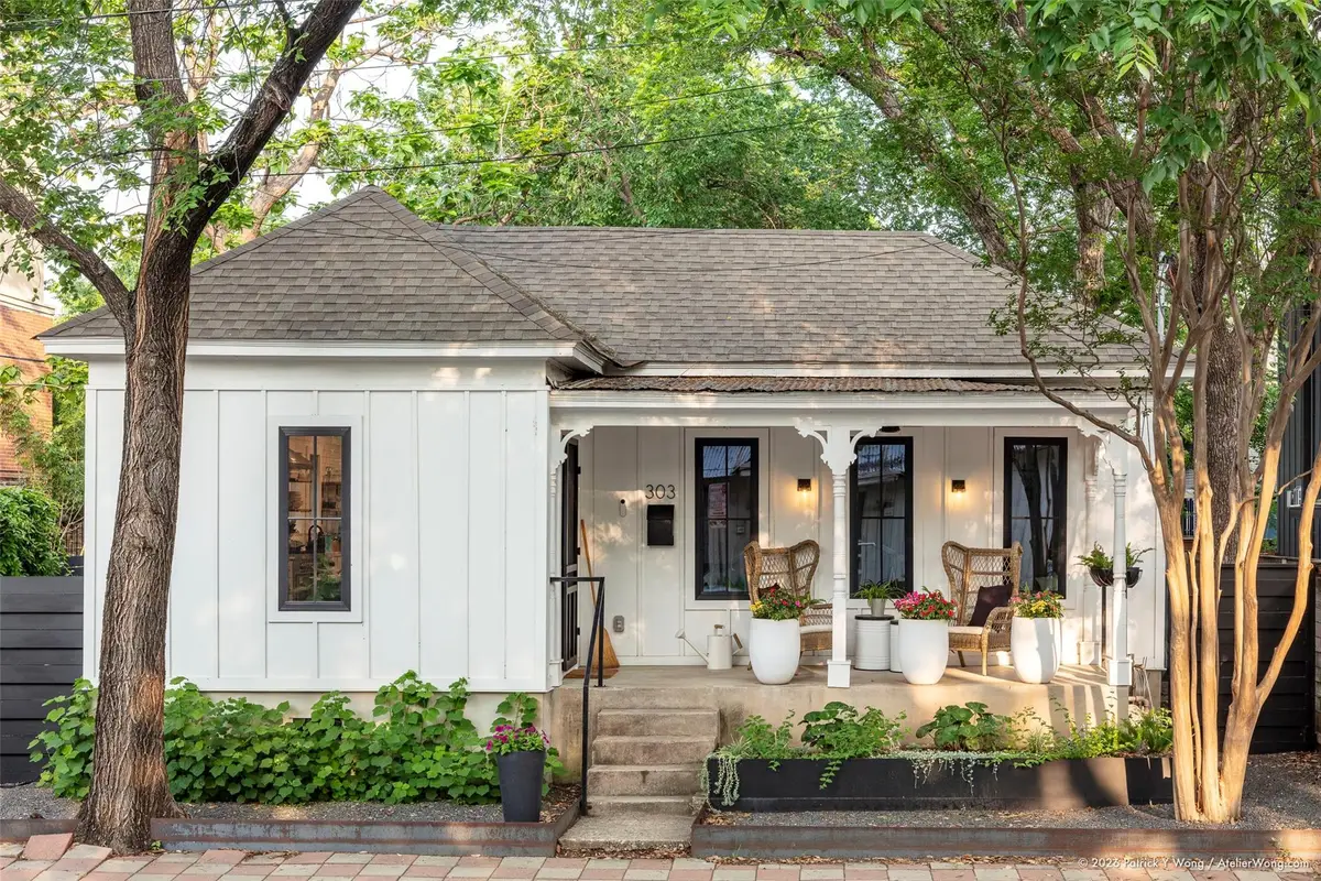 303 Navasota St, Austin, TX 78702 - #1