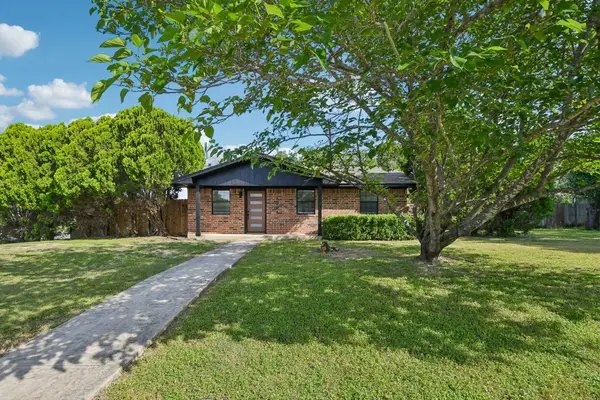 1204 Southwalk St, Georgetown, TX 78626
