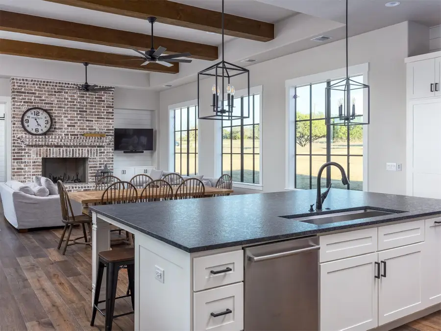 325 Sundance Trl, Liberty Hill, TX 78642 - #3