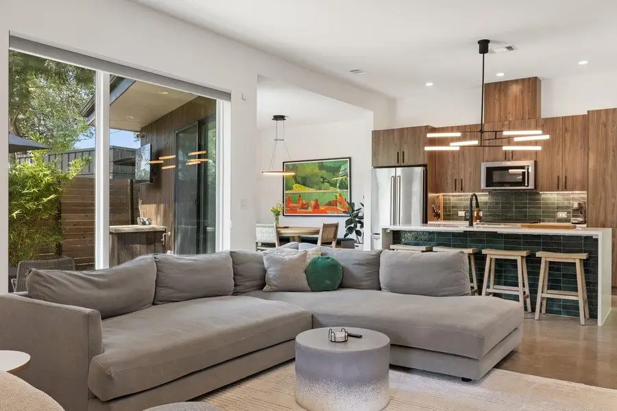 625 Tillery St #B, Austin, TX 78702 - #3