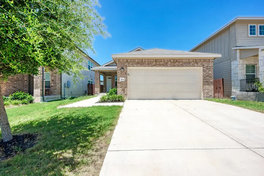 524 Longmount Cv, Liberty Hill, TX 78642 - #2
