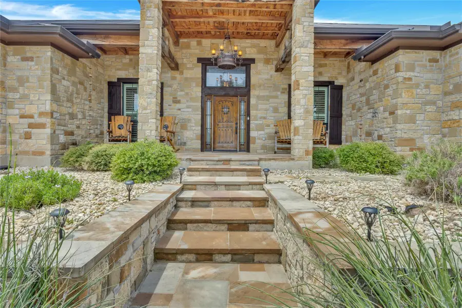 101 Fox Fur, Horseshoe Bay, TX 78657 - #2