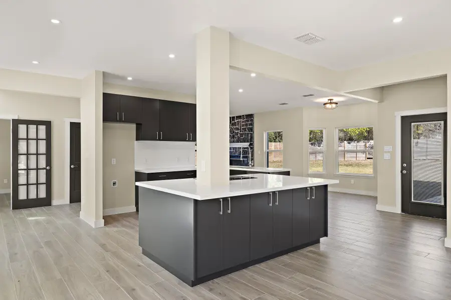 100 Toltec Cv, Kyle, TX 78640 - Image #3