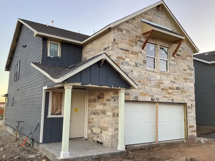 124 Clover Bnd, Liberty Hill, TX 78642 - Image #2