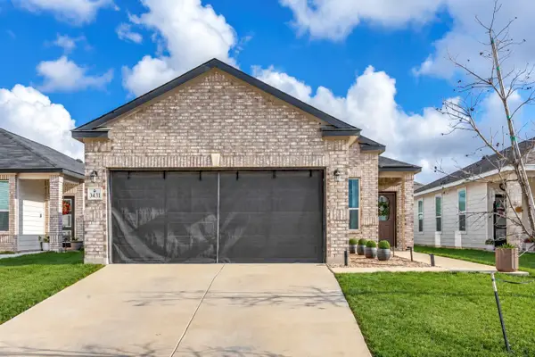 3431 Old Almonte Dr, San Antonio, TX 78224
