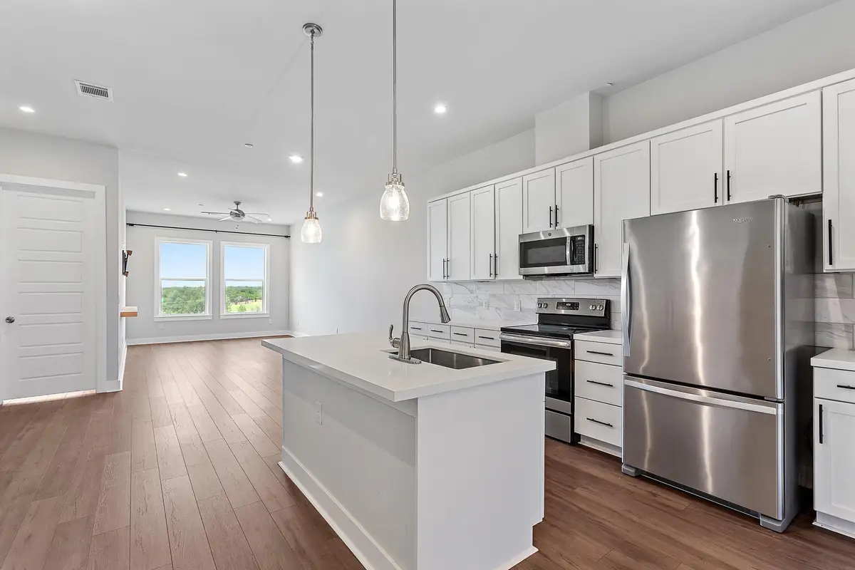 4507 E Martin Luther King Jr Blvd #133, Austin, TX 78721 - #1