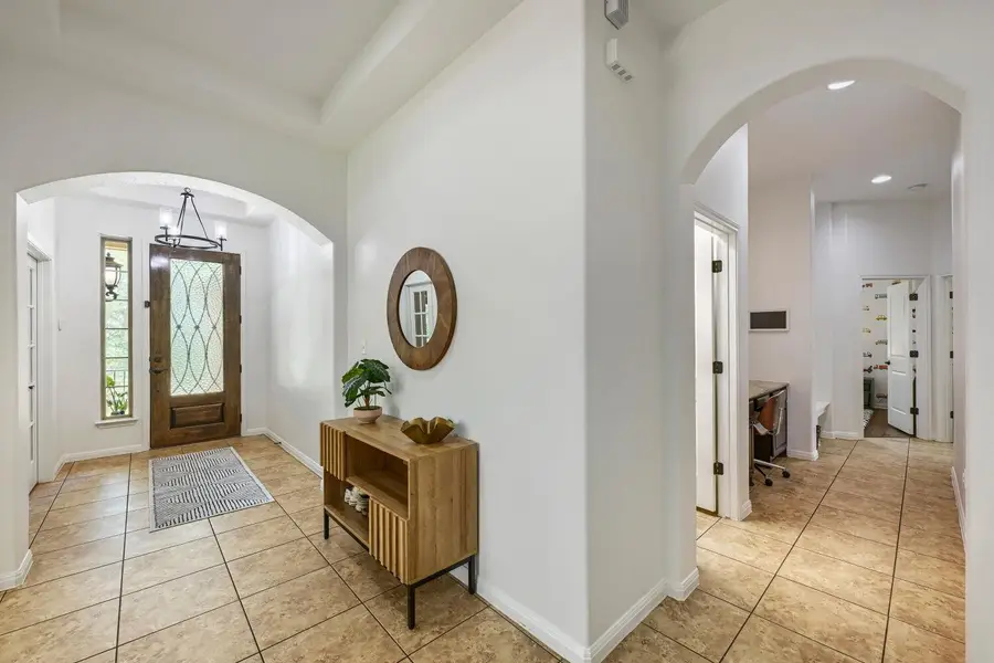 439 Drury Ln, Austin, TX 78737 - #2