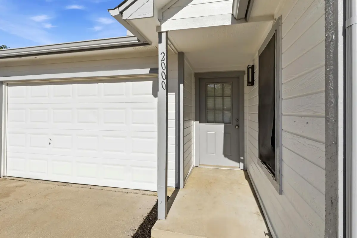 2000 Andover Dr, Round Rock, TX 78664 - #1