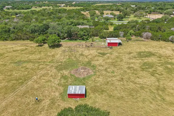 225 Shady Oaks Trl, Liberty Hill, TX 78642