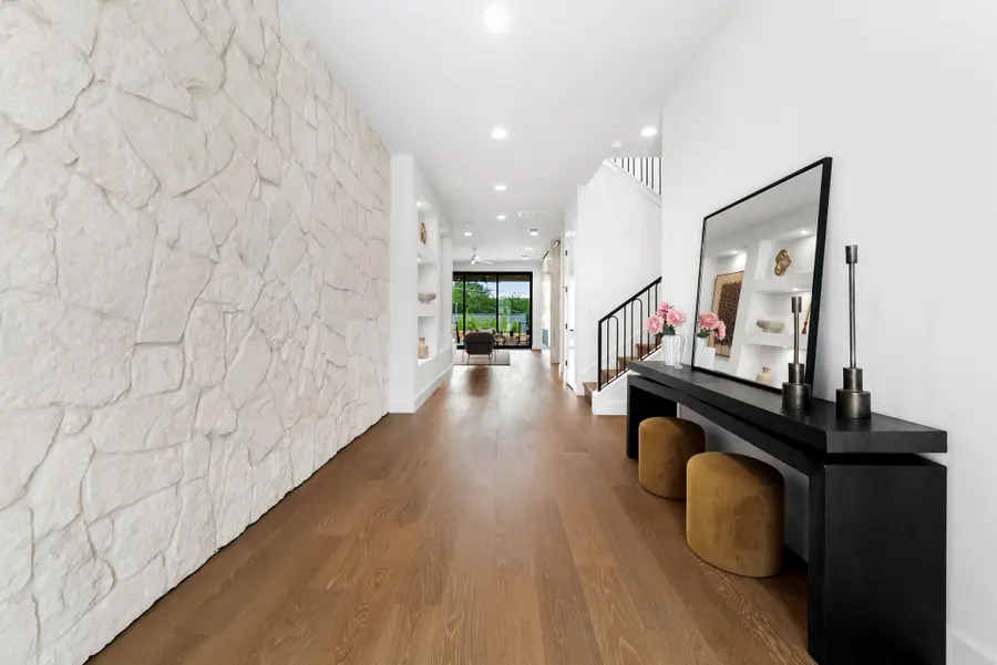 2703 Oak Park Dr, Austin, TX 78704 - #3