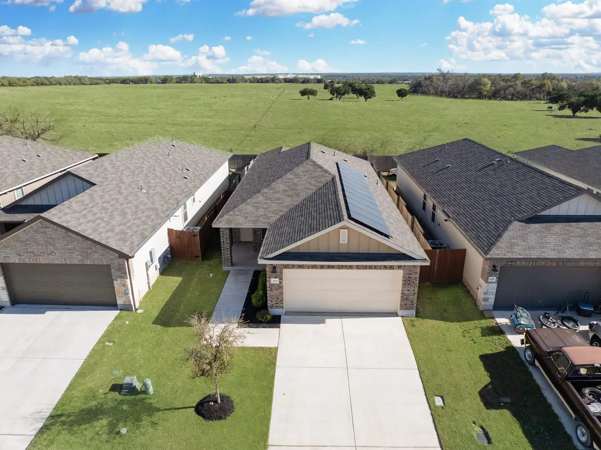200 Longmount Cv, Liberty Hill, TX 78642 - #1