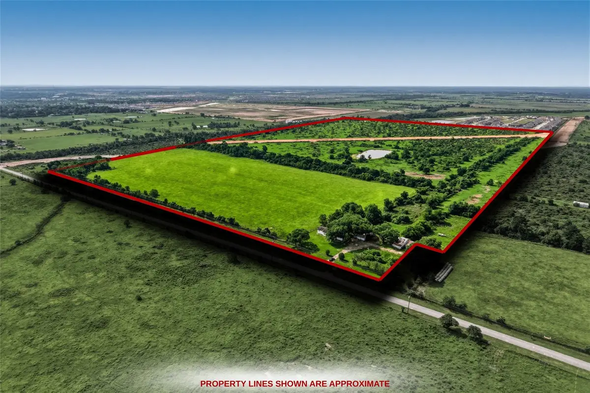 30241 Burton Cemetery Rd, Waller, TX 77484 - #1