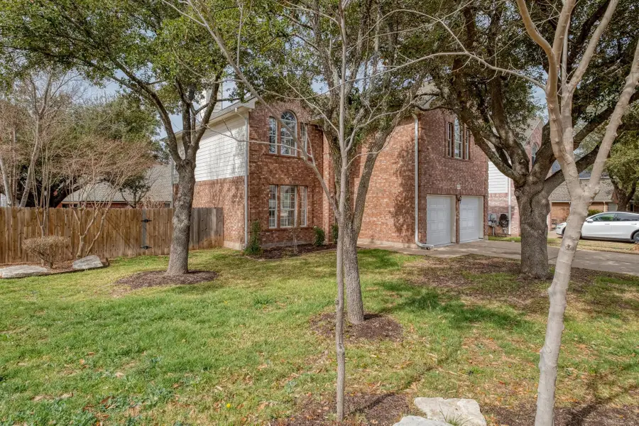 8613 Glen Canyon Dr, Round Rock, TX 78681 - #2