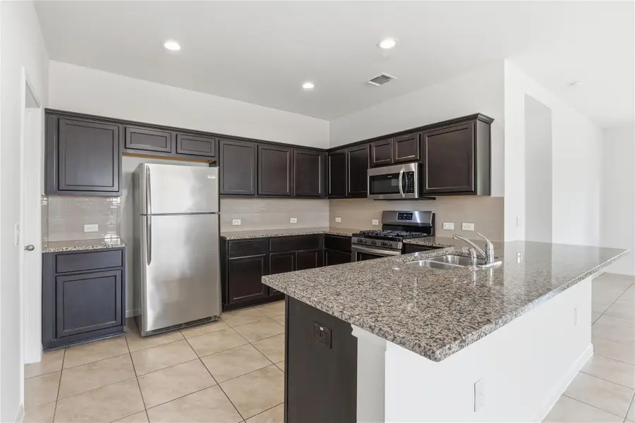 7121 Ranchito Dr, Austin, TX 78744 - #3