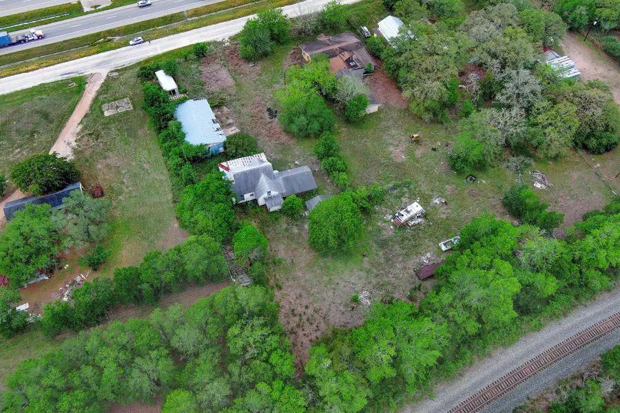 2603 Tx-71 Highway #E, La Grange, TX 78945 - #3