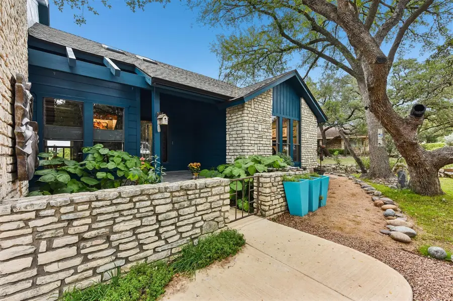 66 Woodcreek Dr, Wimberley, TX 78676 - Image #2