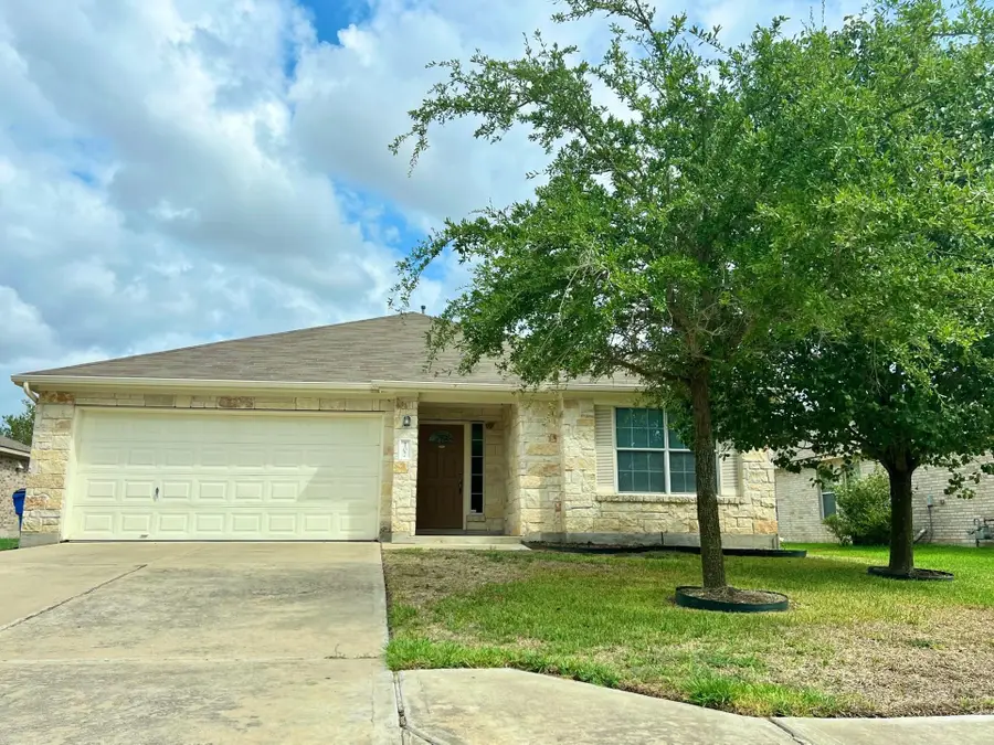 107 Thompson Trl, Bastrop, TX 78602 - #2