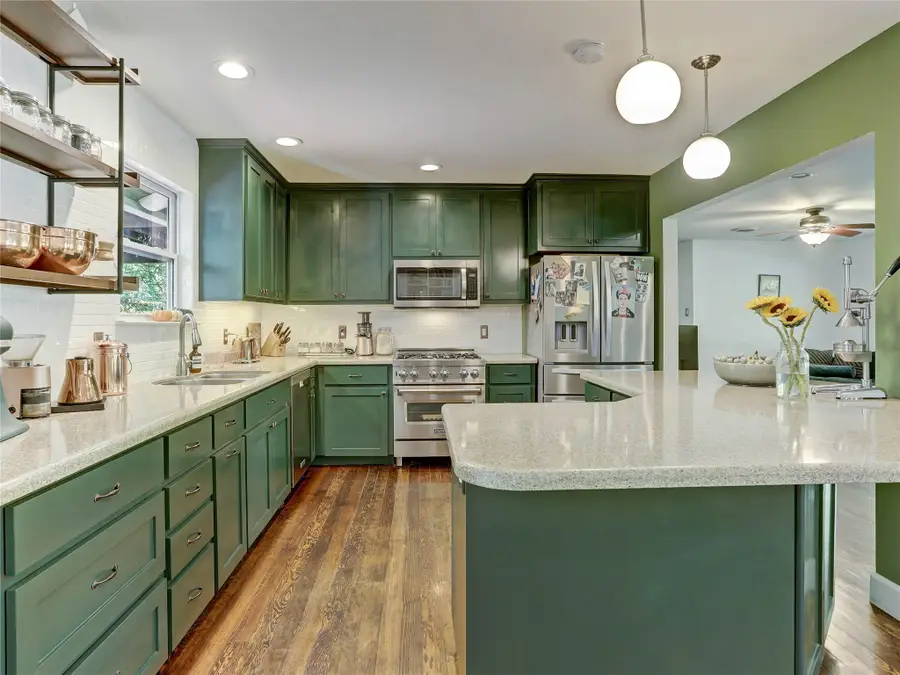 1804 E 39th St, Austin, TX 78722 - #3