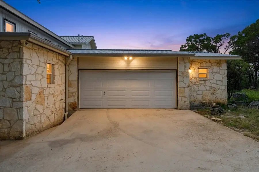 700 Skyline Ridge Lookout Dr, Wimberley, TX 78676 - #3