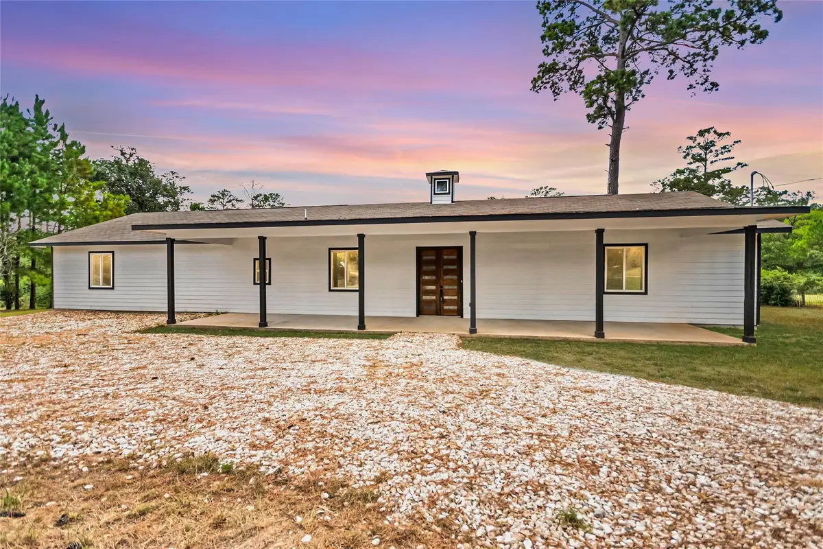 197 S Buckhorn Dr, Bastrop, TX 78602 - #1