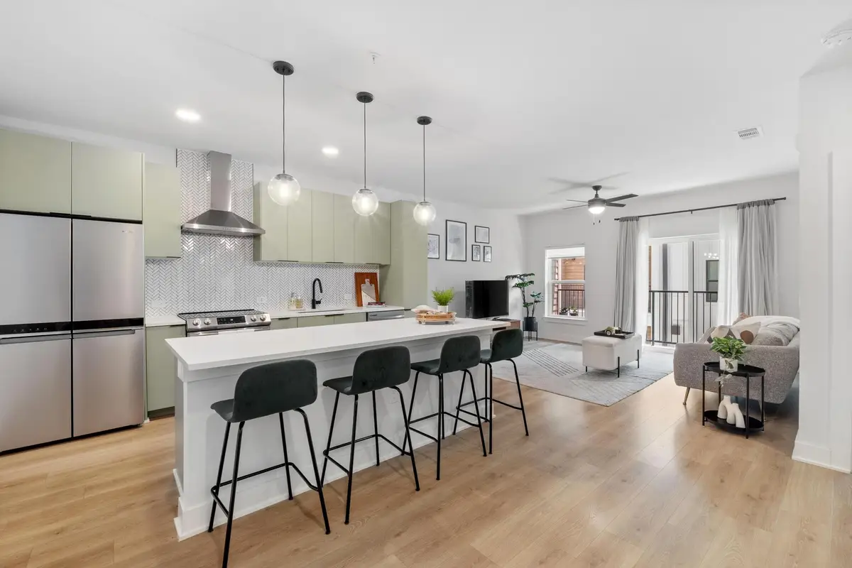 2500 Longview St #303, Austin, TX 78705 - Image #1