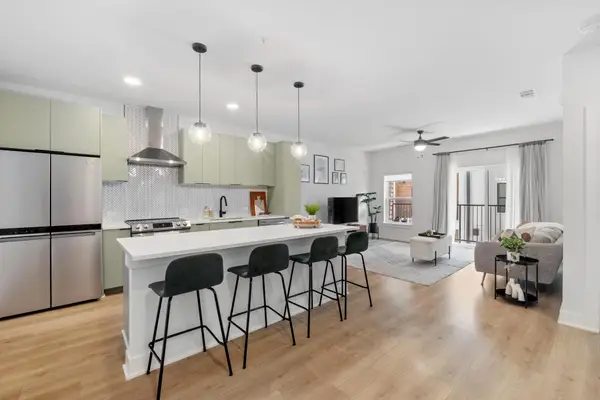 2500 Longview St #303, Austin, TX 78705